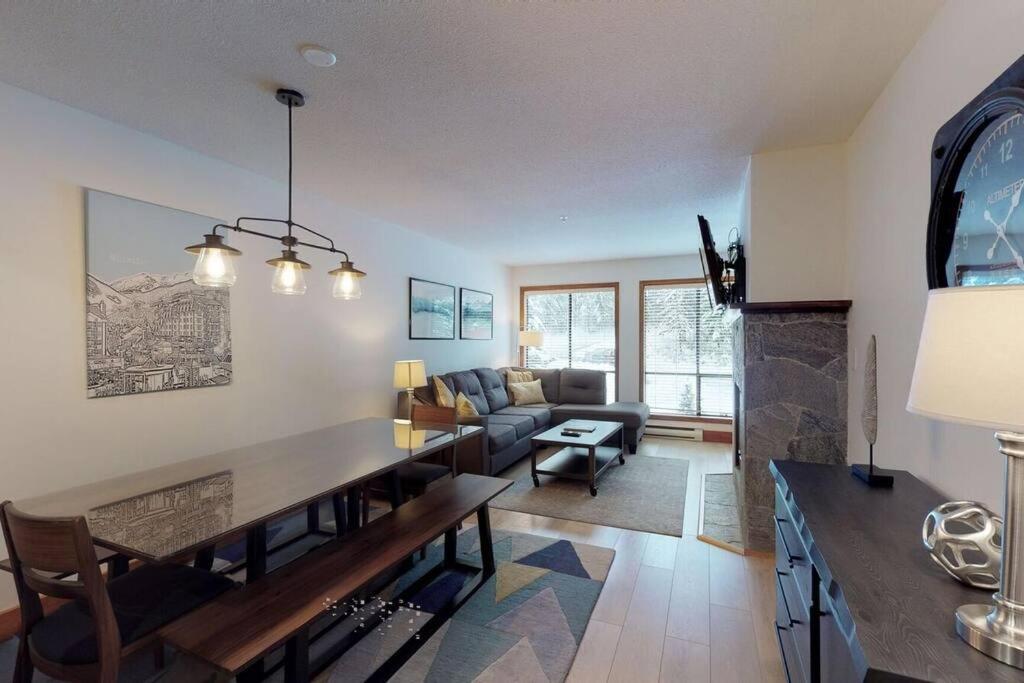 Powderhorn By Whistler Blackcomb Vacation Rentals Eksteriør billede